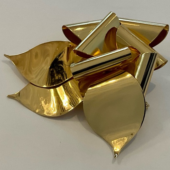 Dior Vintage Gold Tone Bow Brooch - Picture 3 of 11